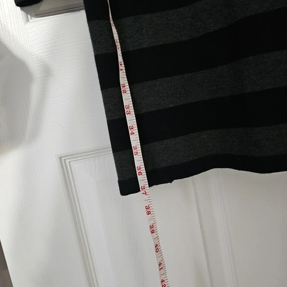 HP🎉 French Connection Black and Gray Striped Sweater Dress - Size 10 - Picture 11 of 11